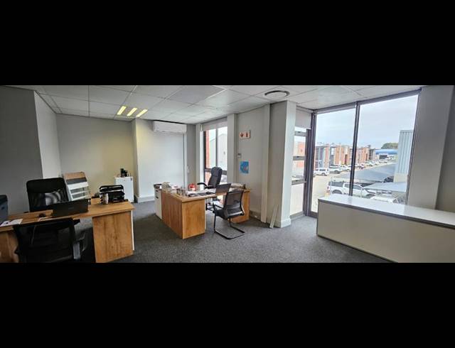 INDUSTRIAL PROPERTY TO RENT IN STIKLAND INDUSTRIAL